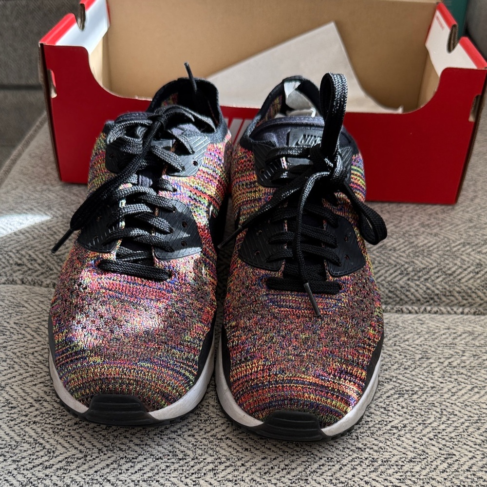 Nike Colorful Knit Running Shoes